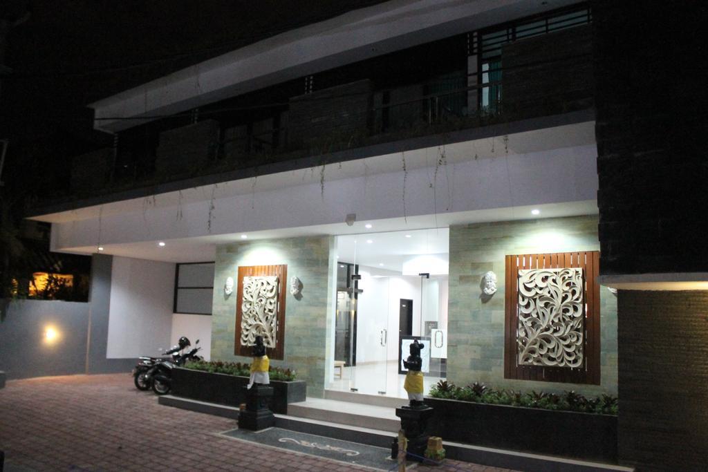 Rabasta Mahayana Kuta Hotel Bali Exteriör bild