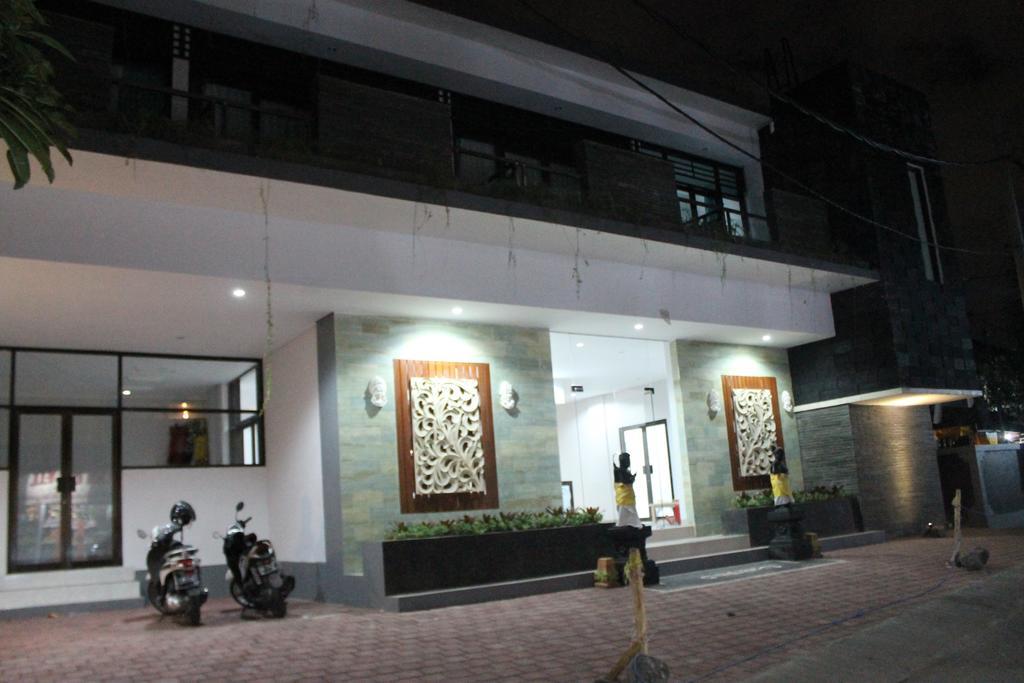 Rabasta Mahayana Kuta Hotel Bali Exteriör bild
